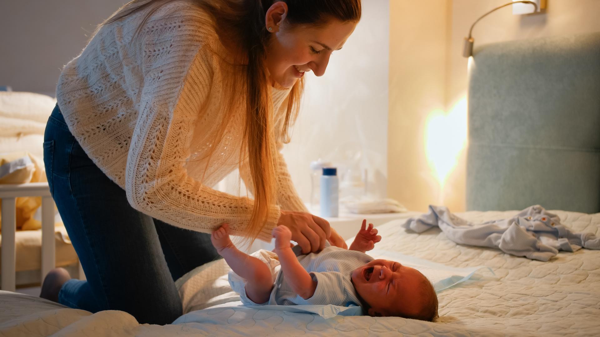 pampers siku wylatuje bokiem