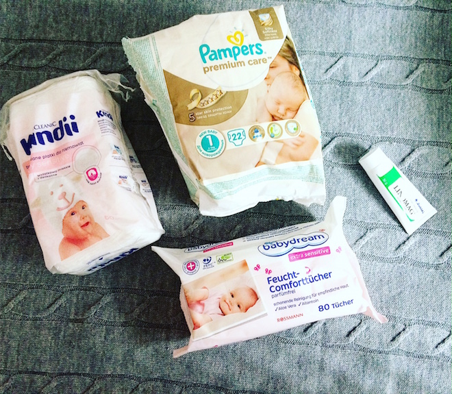 chusteczki nawilżające pampers sensitive biedronka