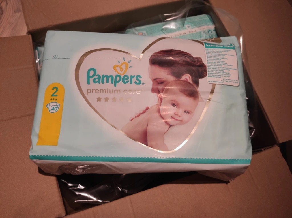 mega box pampers 5