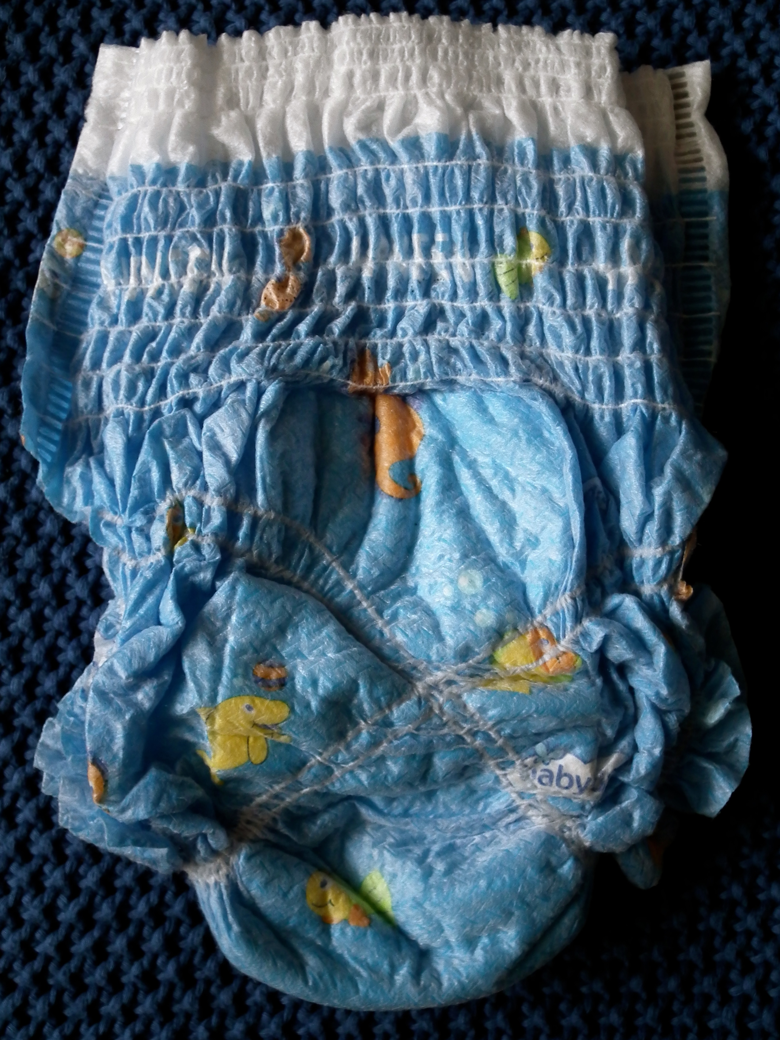 pampers 104 sztuki